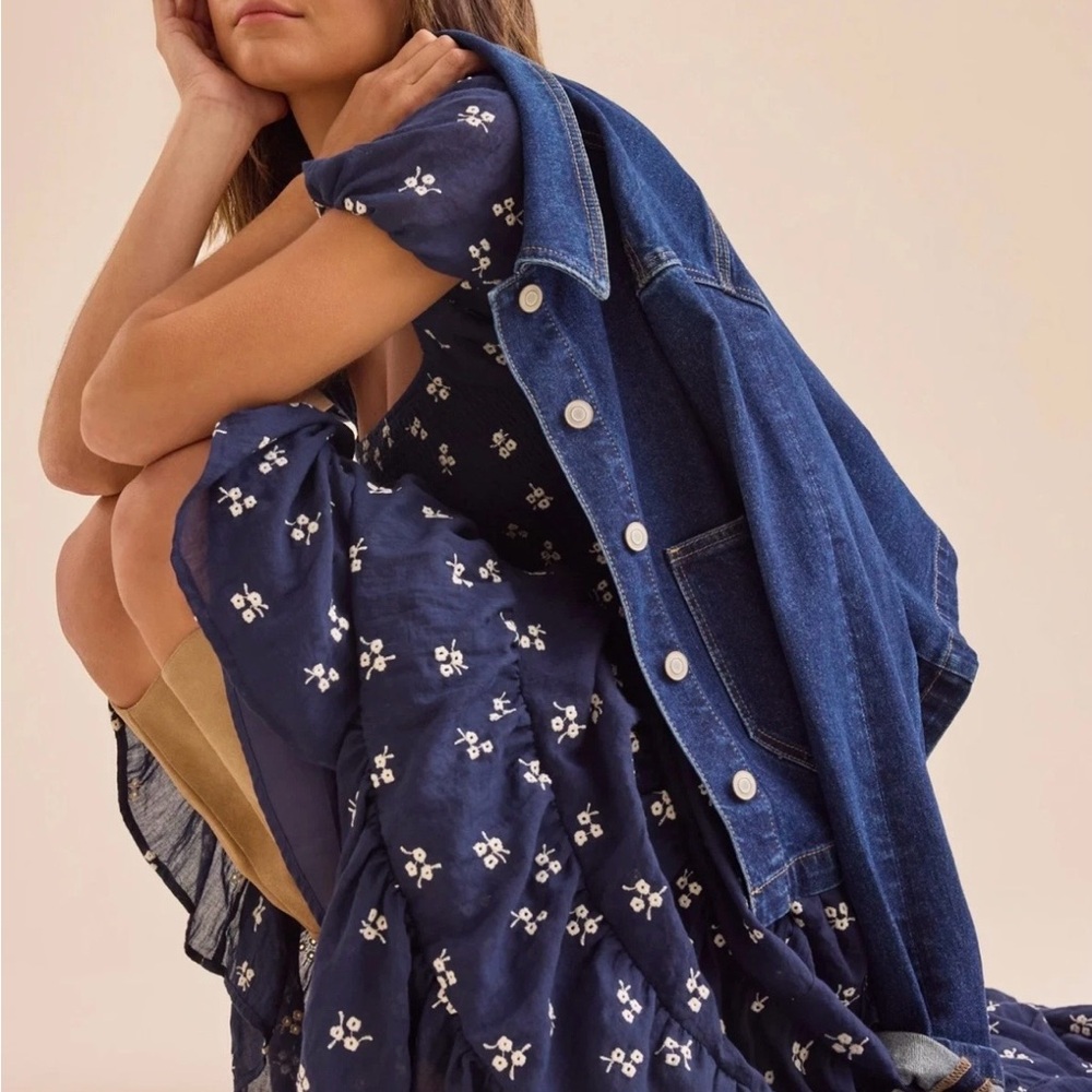Oaklynn Maxi Altar'd State Navy & White Floral Smocked Maxi Dress - Picture 6 of 6